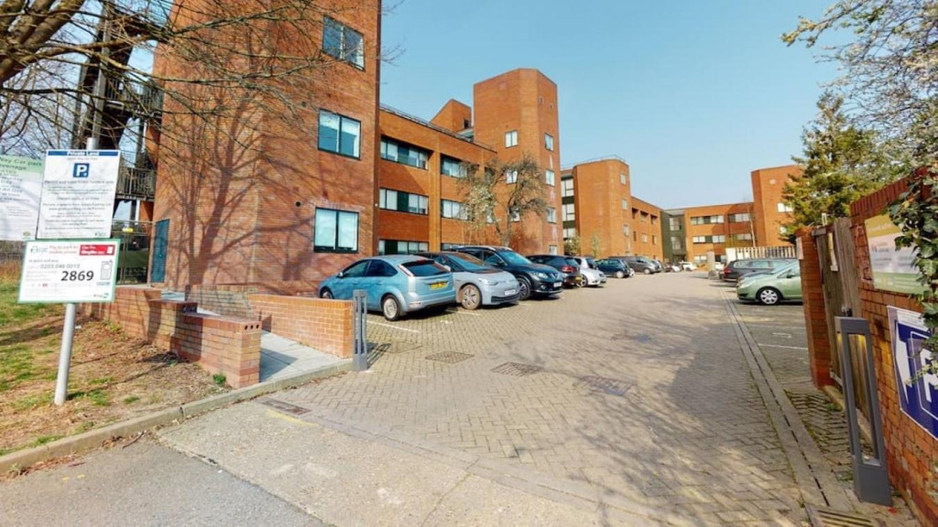 Luxury Apartment - Town Centre North Stevenage Exteriör bild